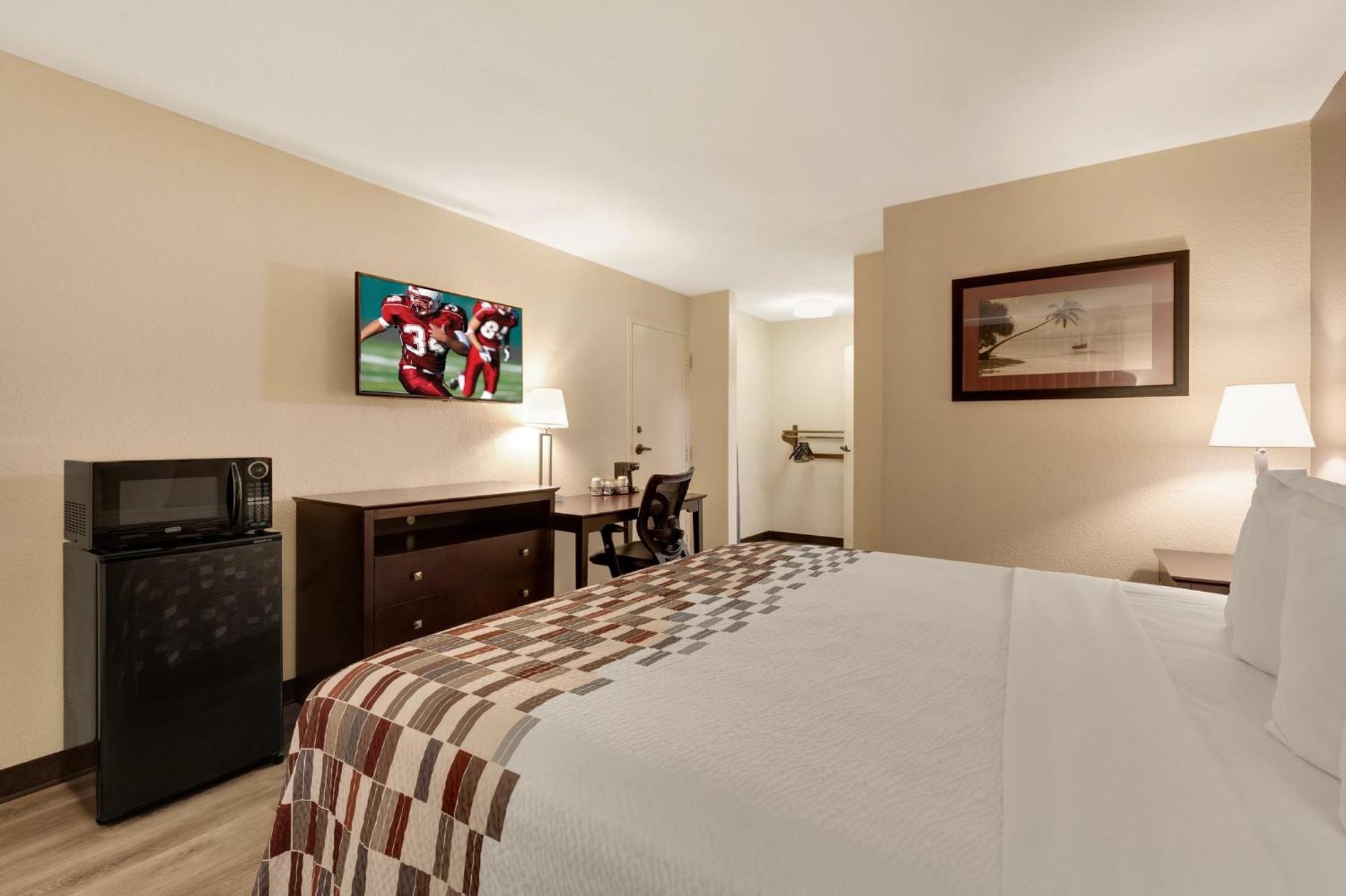 Red Roof Inn Gulfport - Biloxi Airport מראה חיצוני תמונה
