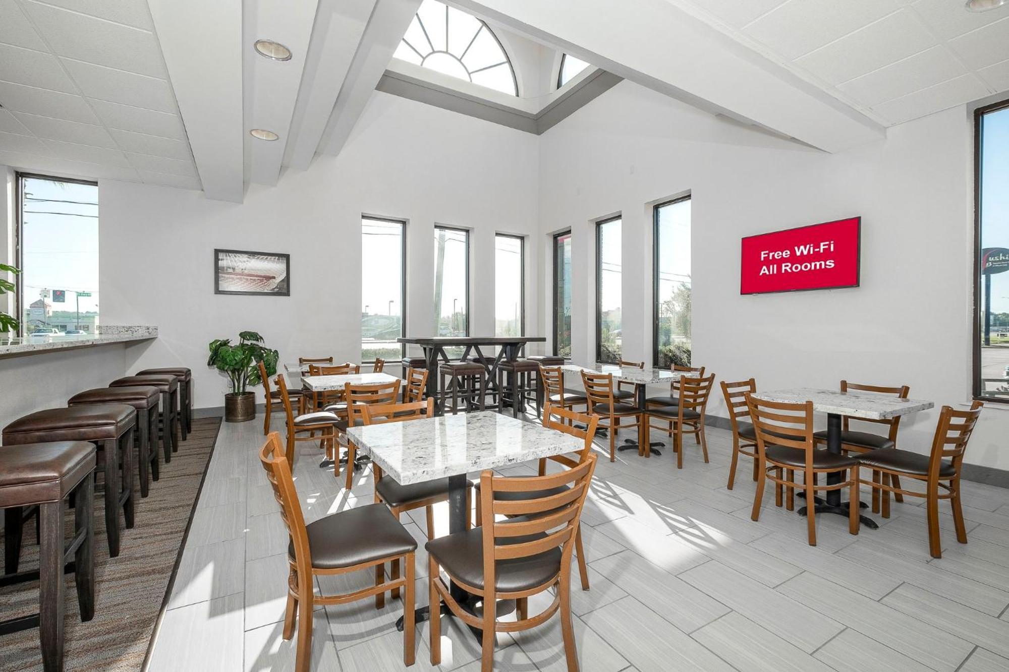 Red Roof Inn Gulfport - Biloxi Airport מראה חיצוני תמונה