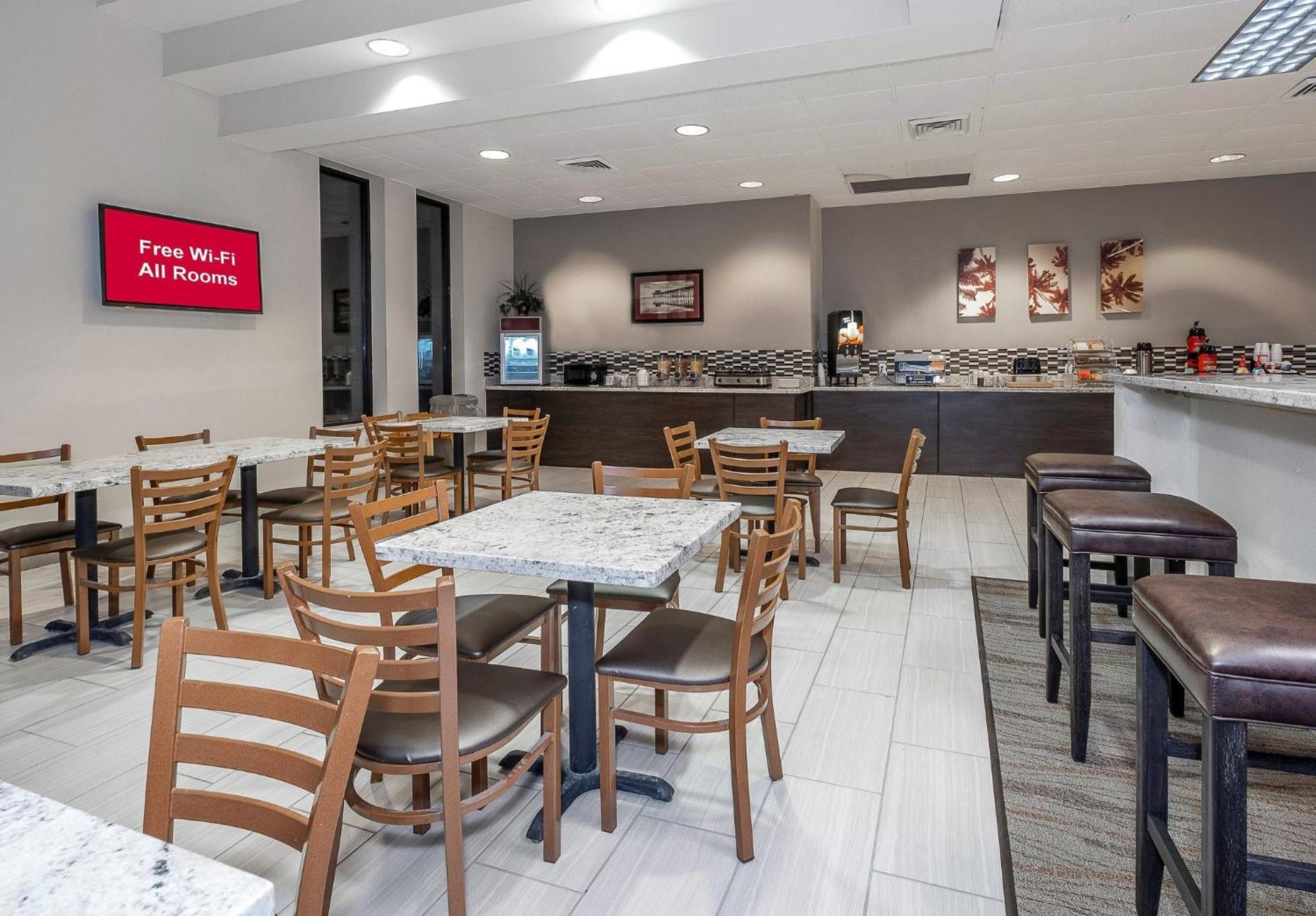 Red Roof Inn Gulfport - Biloxi Airport מראה חיצוני תמונה